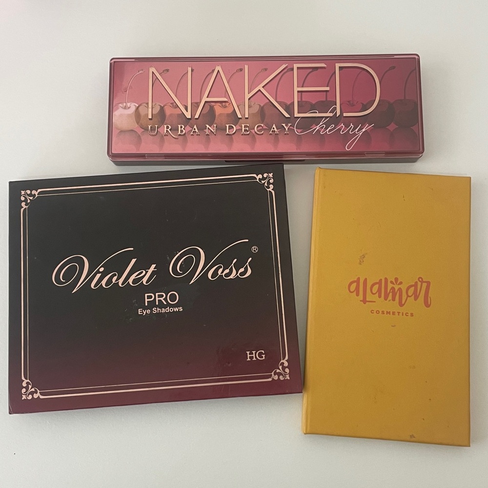 Urban Decay Naked Cherry Eyeshadow Palette bundle